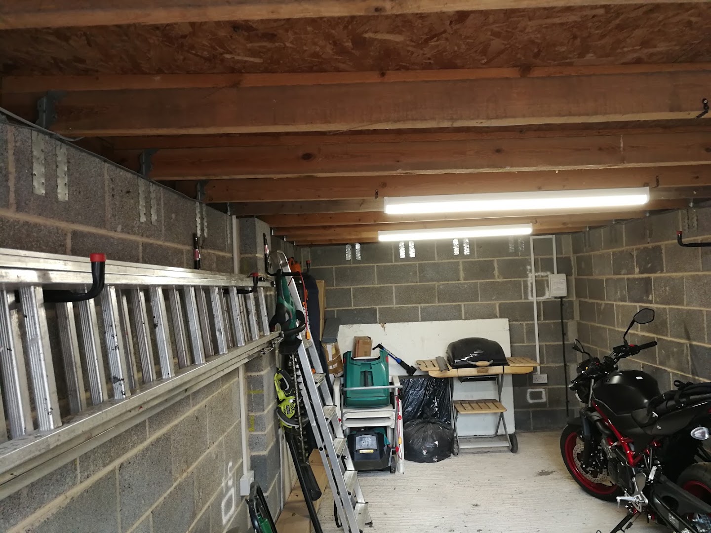 FTR electrician — Photos 1